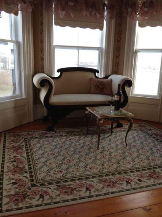 A Seafaring Maiden Bed And Breakfast Granville Ferry Exterior photo