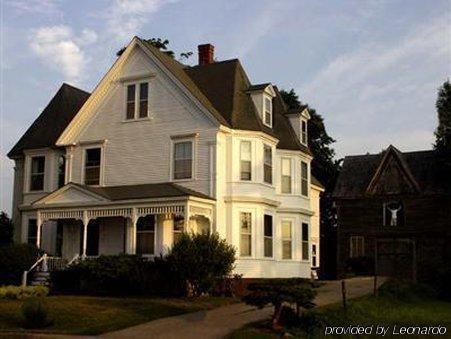 A Seafaring Maiden Bed And Breakfast Granville Ferry Exterior photo