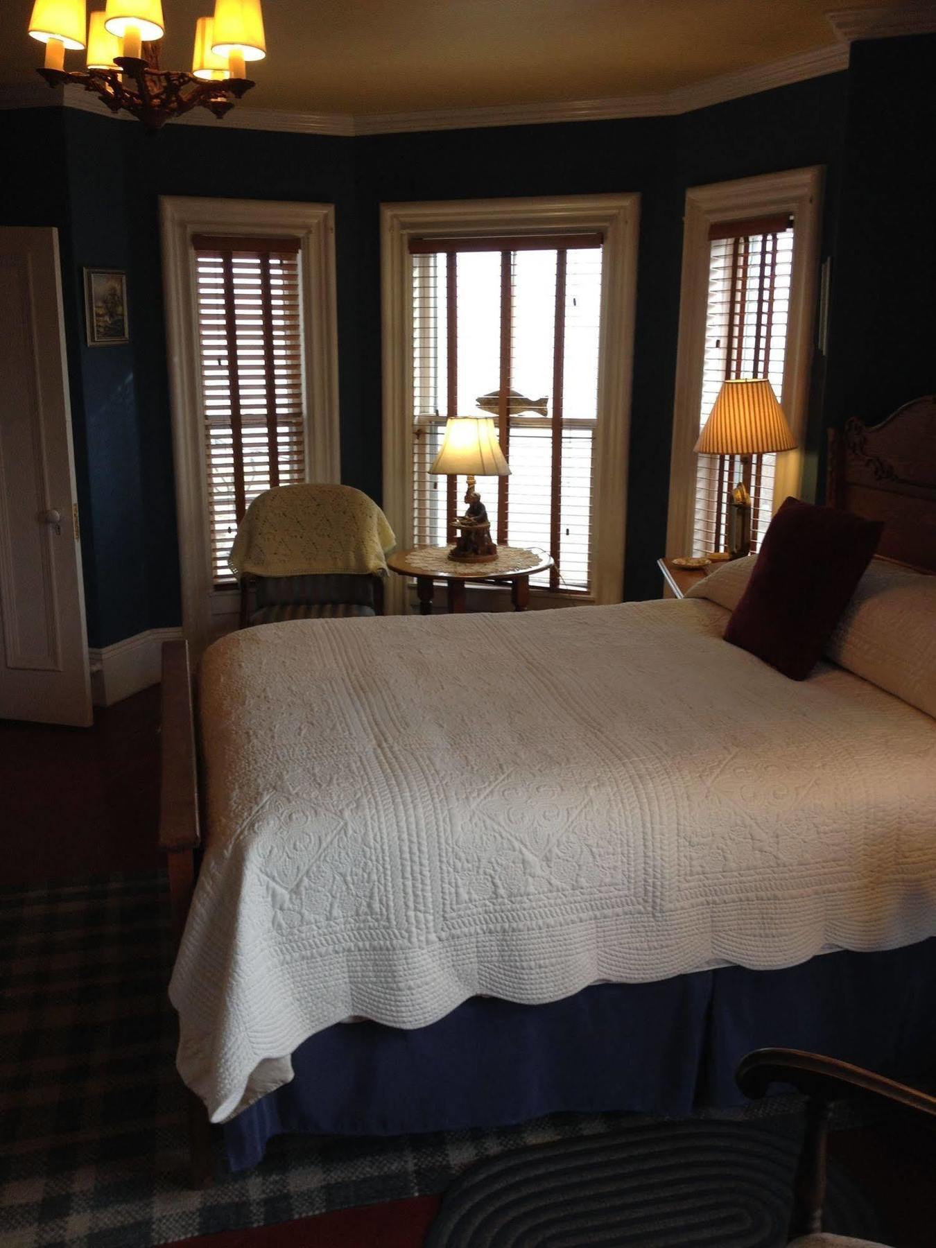 A Seafaring Maiden Bed And Breakfast Granville Ferry Exterior photo